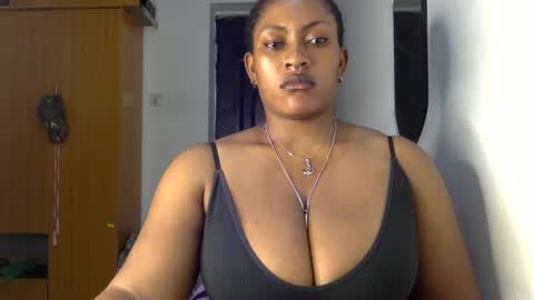 Snapshot of lick_my_pussyyy226651 chatting on January 2025 08:35:01 PM caira online show from January 2025 08:35:01 PM