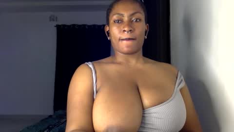 Snapshot of lick_my_pussyyy226651 chatting on October 2025 10:09:01 PM caira online show from October 2025 10:09:01 PM