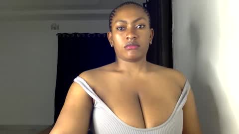 Snapshot of lick_my_pussyyy226651 chatting on October 2025 09:37:01 PM caira online show from October 2025 09:37:01 PM