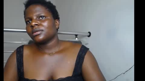 Snapshot of lick_pussyjuice chatting on January 2025 02:04:01 AM kimani online show from January 2025 02:04:01 AM