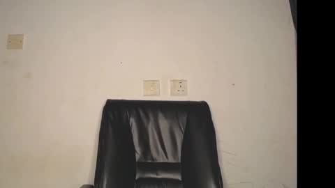 Snapshot of lick_pussyjuice chatting on September 2025 10:04:02 AM kimani online show from September 2025 10:04:02 AM