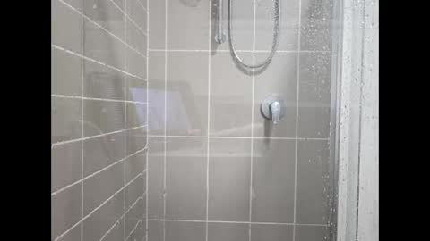 Snapshot of lickitwell29 chatting on December 2024 09:29:02 AM lickitwell29 online show from December 2024 09:29:02 AM