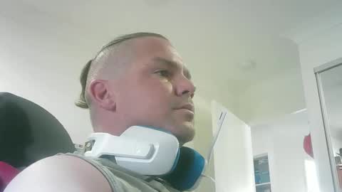 lickitwell29 online show from April 2026 01:23:02 AM