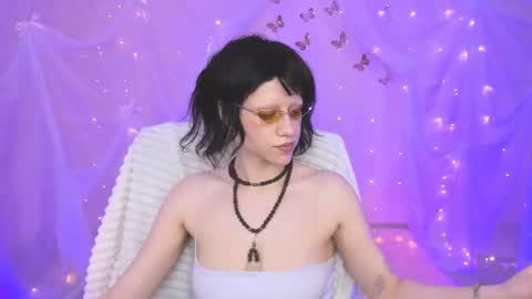 Hey My name is Lida online show from May 2026 09:15:01 AM