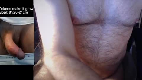 Snapshot of liebestool008 chatting on October 2025 01:57:02 PM 8curve online show from October 2025 01:57:02 PM