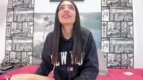 light_haze475096 online show from November 2025 03:45:01 PM