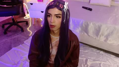 LIHIAN online show from September 2025 03:39:02 AM