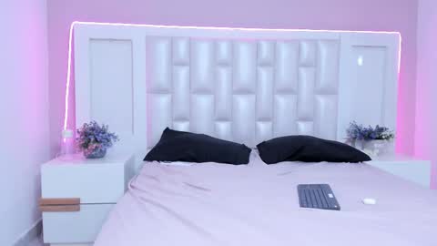 Lia  online show from March 2026 05:39:01 PM