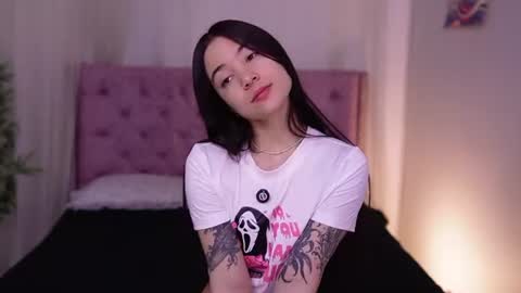 Lia Sweet online show from June 2026 03:05:01 PM