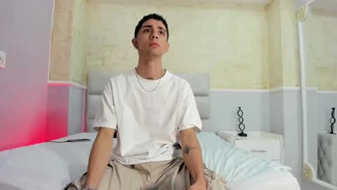 Snapshot of liiamhudson_ chatting on February 2025 05:18:02 AM L I I A M online show from February 2025 05:18:02 AM