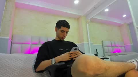 Snapshot of liiamhudson_ chatting on March 2025 04:47:01 AM L I I A M online show from March 2025 04:47:01 AM