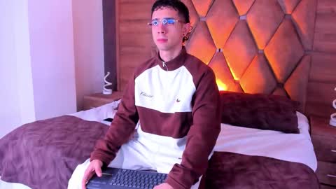 Snapshot of liiamhudson_ chatting on February 2026 09:46:01 PM L I I A M online show from February 2026 09:46:01 PM