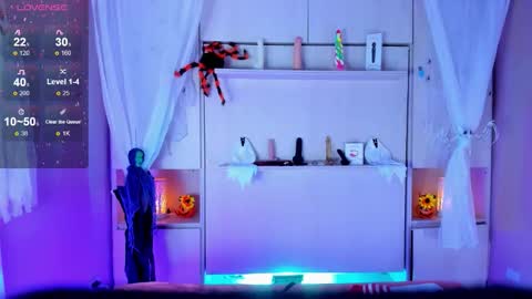         online show from October 2025 11:46:02 AM