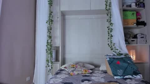         online show from November 2025 11:43:02 AM