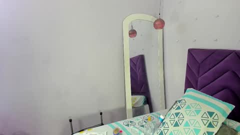 liincostelloo online show from September 2025 12:27:02 PM