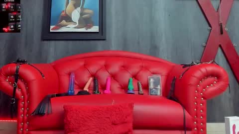 Nini - online show from February 2026 11:58:01 AM