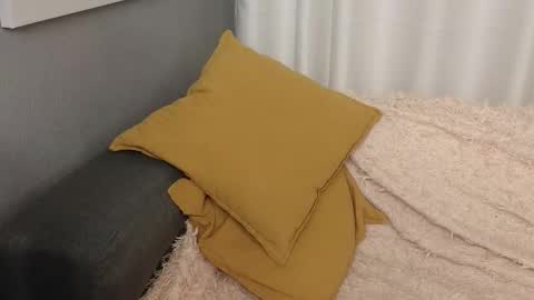 Snapshot of lika_haris chatting on October 2025 10:57:02 AM Lika online show from October 2025 10:57:02 AM