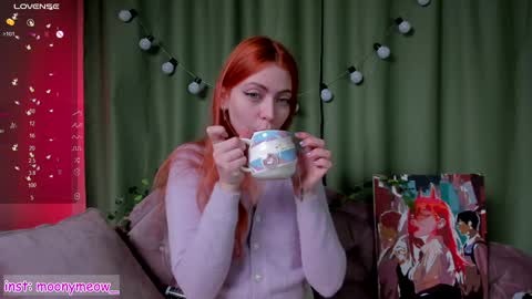 Snapshot of lika_moon chatting on December 2024 01:04:02 AM Lika online show from December 2024 01:04:02 AM