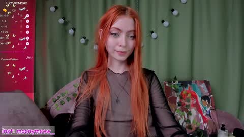 Snapshot of lika_moon chatting on December 2024 10:14:02 AM Lika online show from December 2024 10:14:02 AM