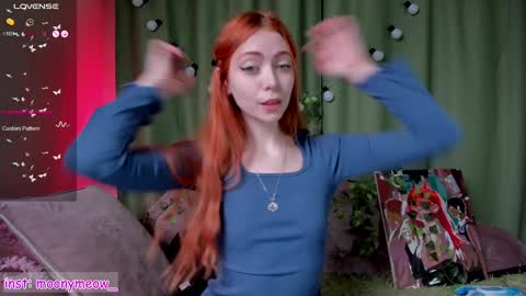 Snapshot of lika_moon chatting on December 2024 03:25:02 AM Lika online show from December 2024 03:25:02 AM