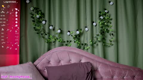 Snapshot of lika_moon chatting on February 2025 07:18:02 AM Lika online show from February 2025 07:18:02 AM