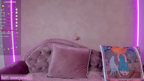 Snapshot of lika_moon chatting on February 2025 08:38:01 AM Lika online show from February 2025 08:38:01 AM