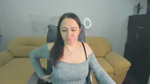 Snapshot of likaa_likaa chatting on February 2026 01:07:02 PM Lika online show from February 2026 01:07:02 PM