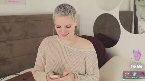 likaaberry online show from October 2025 10:23:02 AM