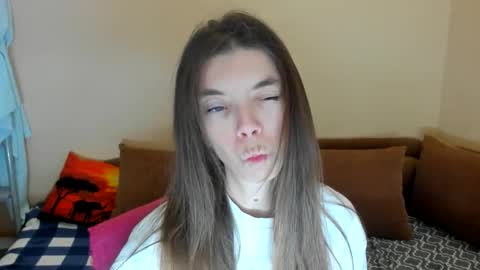 Snapshot of likaaliston chatting on January 2026 08:20:01 AM likaaliston online show from January 2026 08:20:01 AM