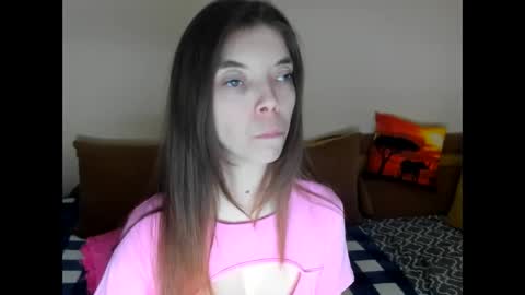 Snapshot of likaaliston chatting on February 2026 05:48:01 AM likaaliston online show from February 2026 05:48:01 AM