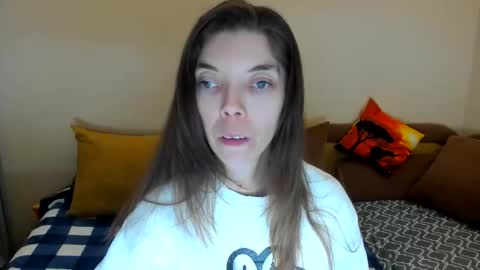 Snapshot of likaaliston chatting on February 2026 11:53:02 AM likaaliston online show from February 2026 11:53:02 AM