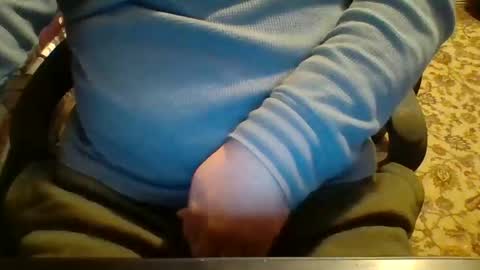 Snapshot of likestobewatchedm chatting on March 2025 12:15:01 AM N online show from March 2025 12:15:01 AM