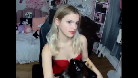 Lil Bunny online show from December 2024 09:06:01 PM