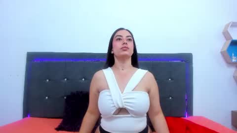 Lil Auroa  online show from July 2026 01:36:02 PM