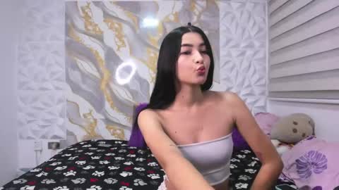 daphne and stuart online show from May 2026 11:13:02 PM