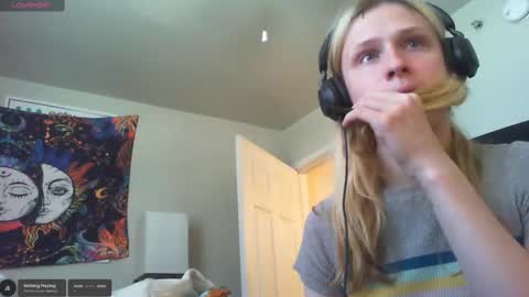 lil gemmie online show from September 2025 05:58:01 PM