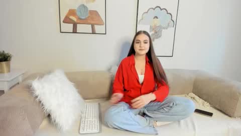 Emma online show from October 2025 02:40:02 AM