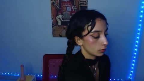 Snapshot of lil_lisaa chatting on December 2024 09:56:02 AM Lisaa online show from December 2024 09:56:02 AM