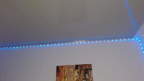 Snapshot of lil_lisaa chatting on December 2024 03:04:02 AM Lisaa online show from December 2024 03:04:02 AM