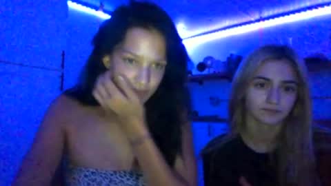 lil_luluvert online show from June 2026 07:00:01 AM