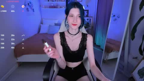 Melanie  Follow me  online show from June 2026 04:02:01 PM
