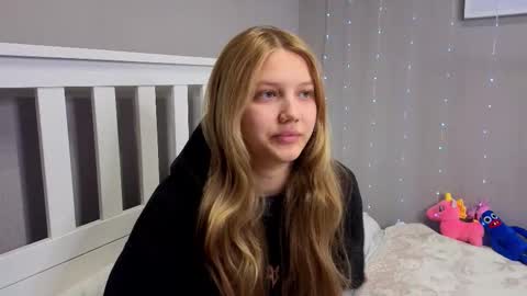 Emma online show from February 2026 03:29:02 AM