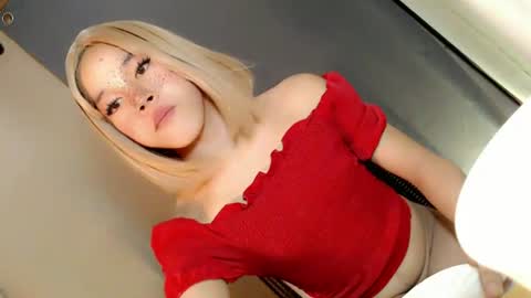 lil_trixxy online show from June 2026 05:12:01 AM