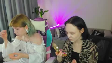 Lili online show from June 2026 02:59:01 AM