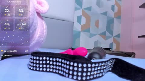 Snapshot of lilafave chatting on February 2025 10:20:01 PM Dove online show from February 2025 10:20:01 PM