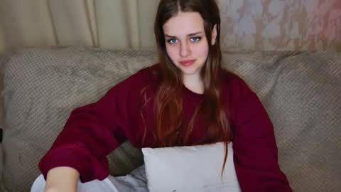 Snapshot of lilasparkling chatting on May 2026 04:28:02 AM LilaSparkling online show from May 2026 04:28:02 AM