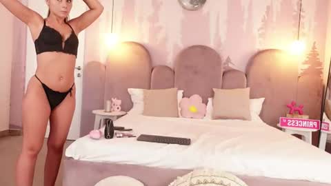 Dream Girl  online show from July 2026 03:35:01 AM