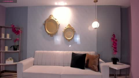 Snapshot of lilawest chatting on January 2025 08:21:01 PM Lila West online show from January 2025 08:21:01 PM