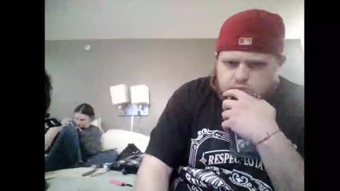 Snapshot of lilbratty_clouds_ogpuffdragon chatting on February 2026 11:21:02 PM lilbratty_clouds_ogpuffdragon online show from February 2026 11:21:02 PM