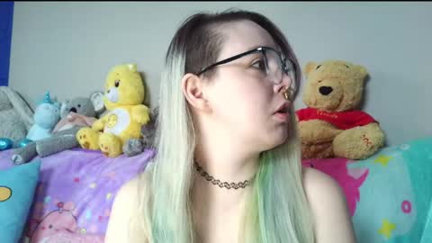 emily ryanson online show from April 2026 09:05:02 PM